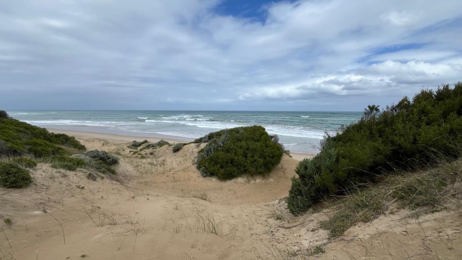 Commercial Property for Sale in Paradise Beach Eastern Cape